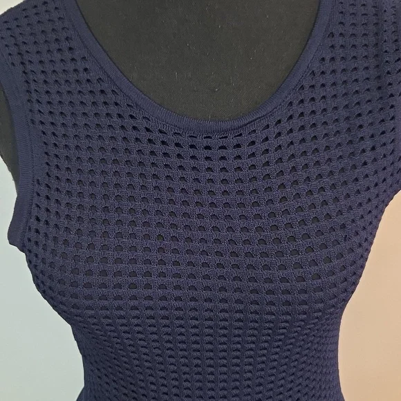 SOLD John + Jenn mesh overlay navy fit and flare dress Sz S - Picture 4 of 10